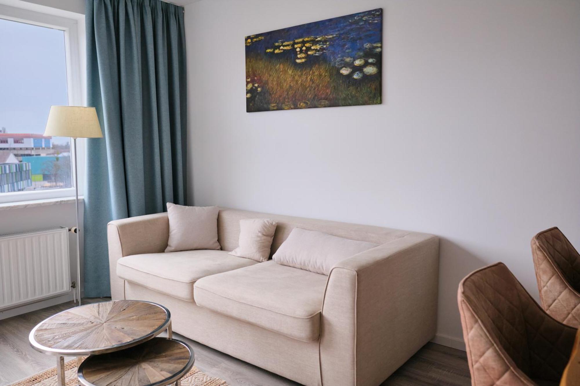 H24 Factory Apartments Wolfsburg Bagian luar foto